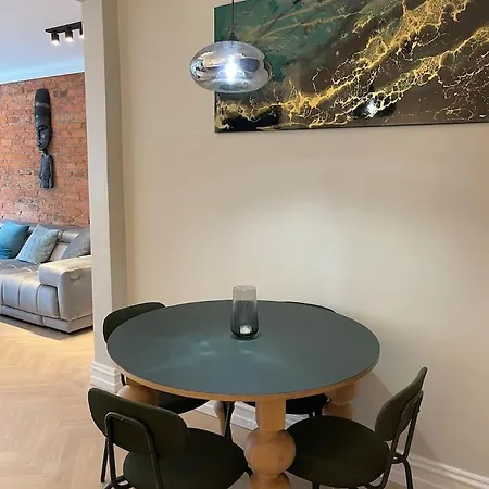 New, Exclusiv, Modern 2 Bedroom In Sentrum With Garage Διαμέρισμα