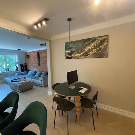 Διαμέρισμα New, Exclusiv, Modern 2 Bedroom In Sentrum With Garage